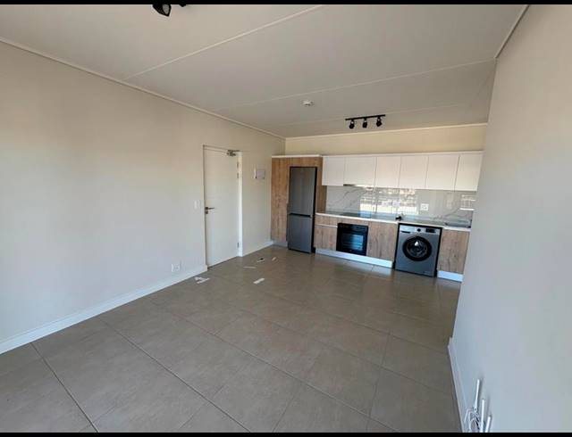 1 BEDROOM PROPERTY TO RENT IN RICHWOOD